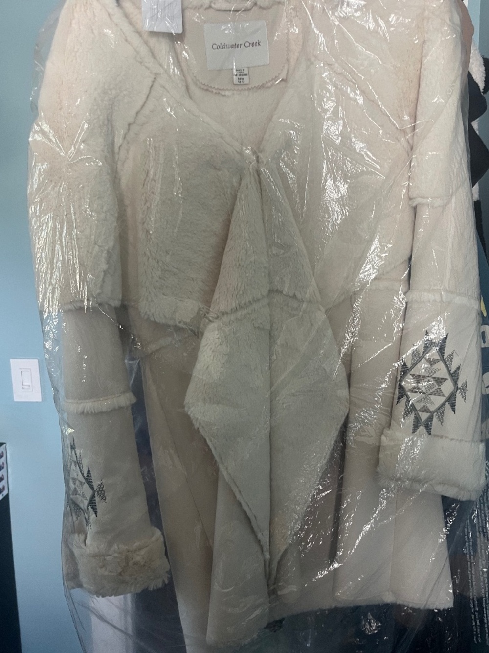 Cold water Creek Women’s Faux Fur Coat